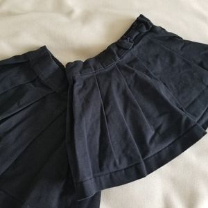 EUC-  The children's place set of 2 skirts